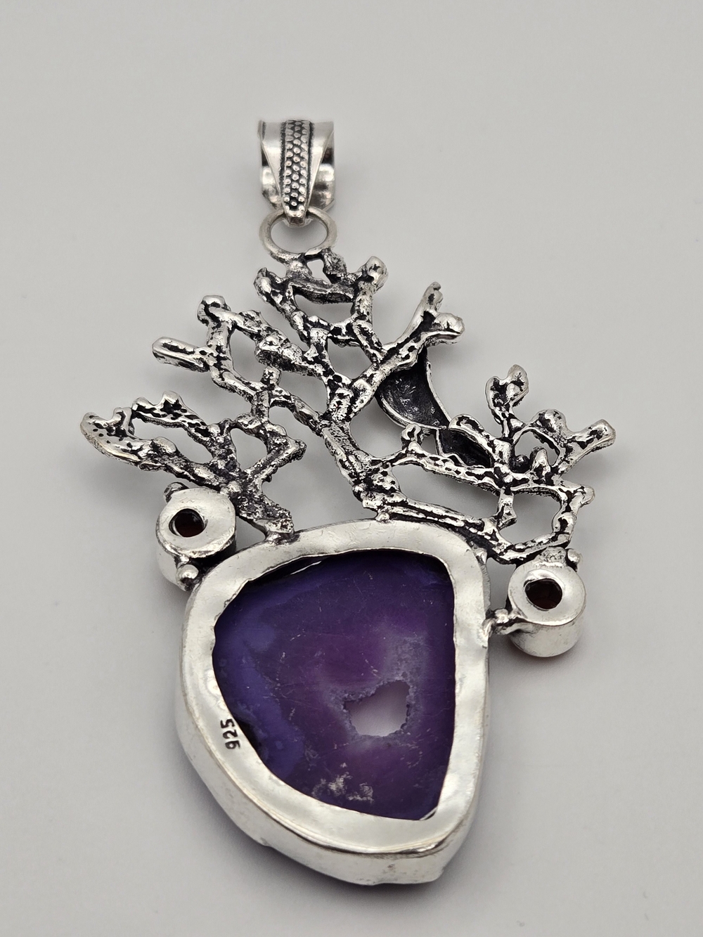 💜✨ Handmade Purple Solar Agate & Carnelian Bird Pendant ✨💜 - Picture 4 of 6